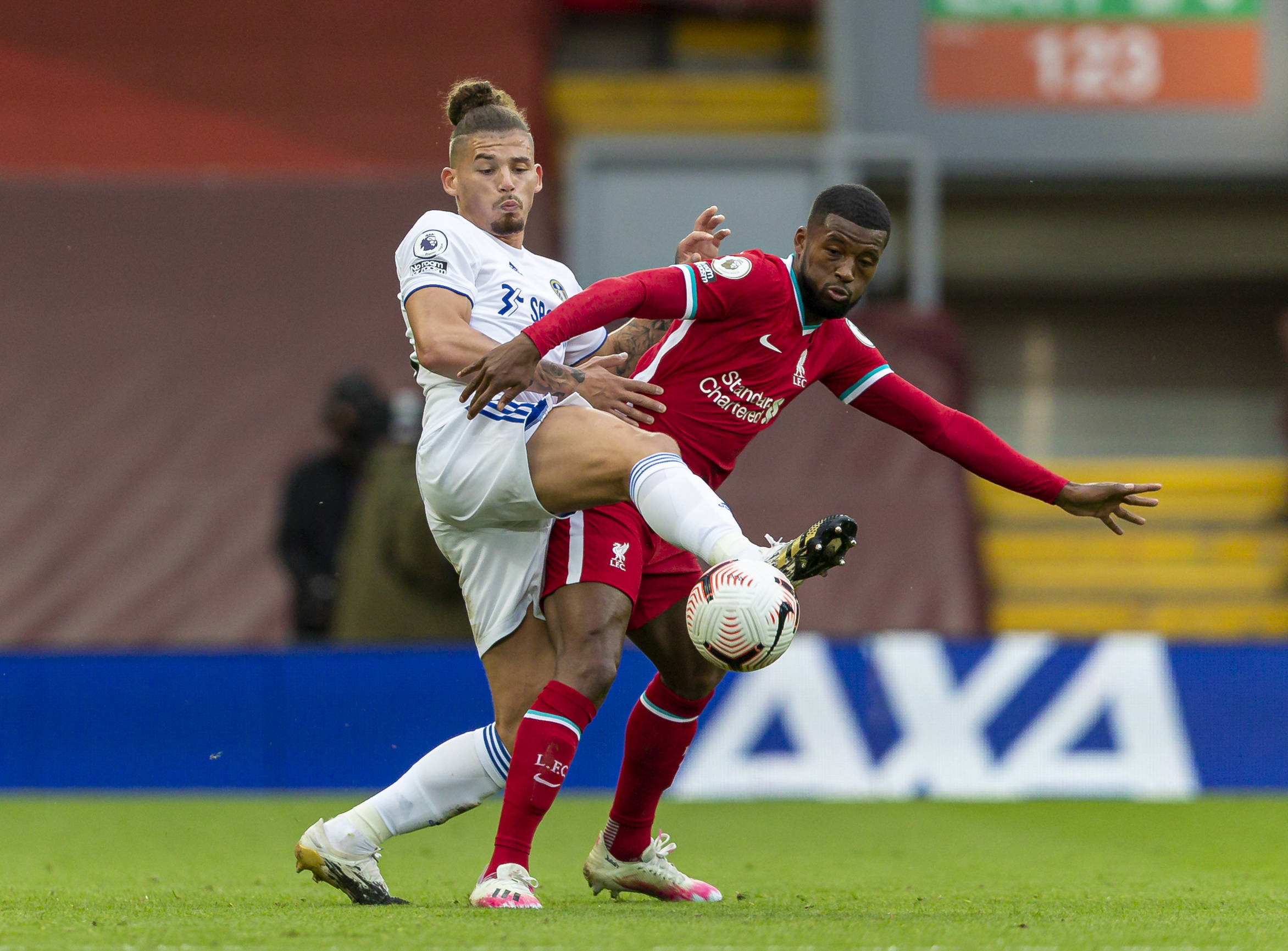 以他的全面 以他的全面